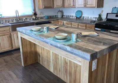 2020 Highland Signature 30X60 kitchen